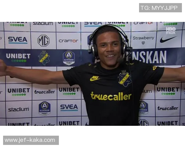 曼联冬季转会首签敲定18岁法甲新星背后隐藏的潜力与秘密